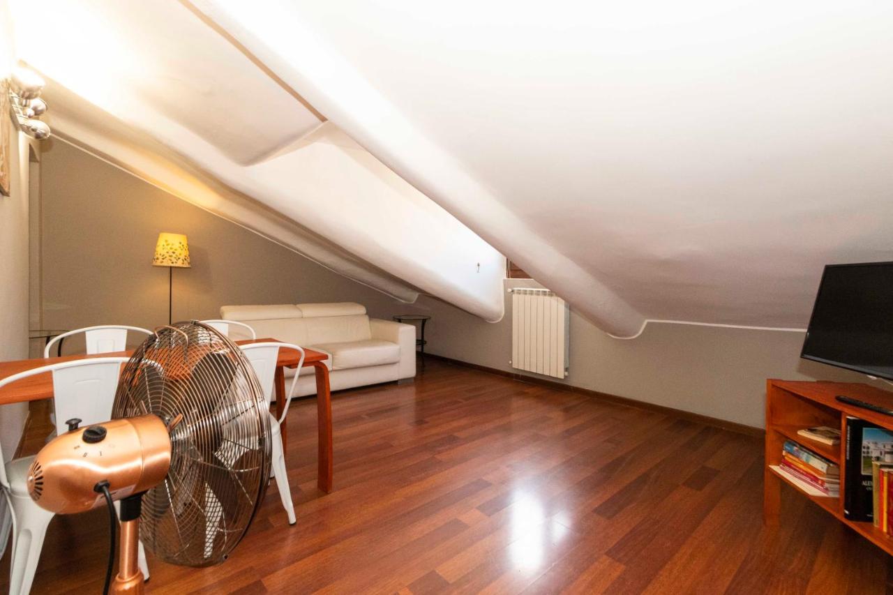 San Salvario Apt With Balcony Turin Extérieur photo
